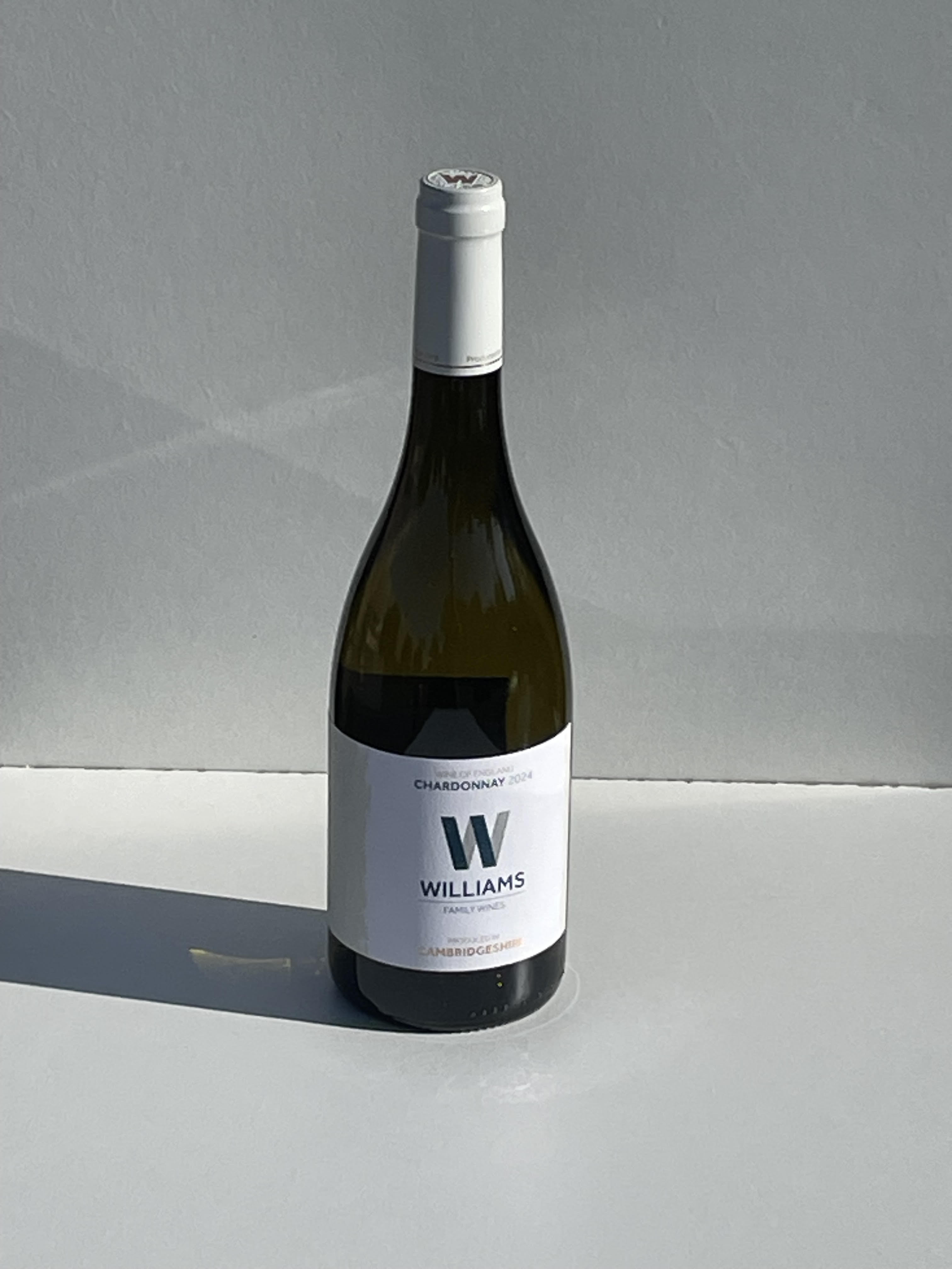 WILLIAMS FAMILY CHARDONNAY 24 12% 75CL